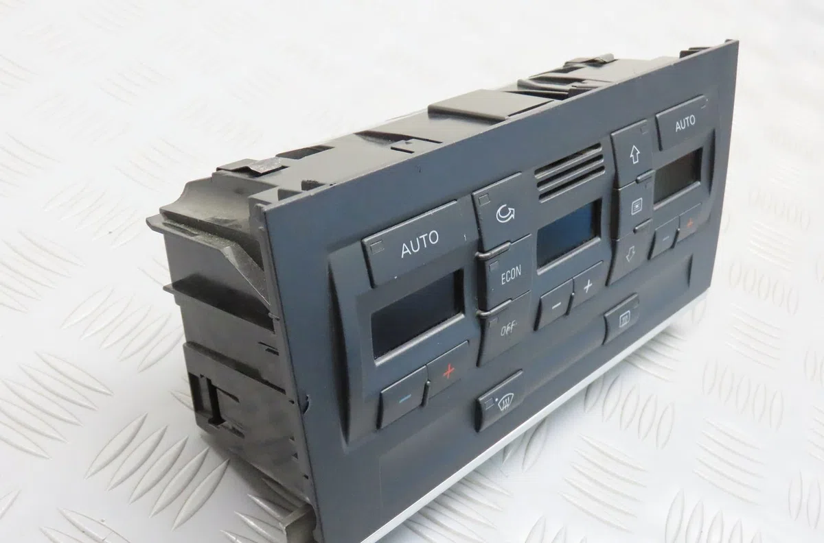 Commande de chauffage Audi A4 B7 (8EC) 1.9 tdi (2004-2008) 4 portes occasion — photo 2