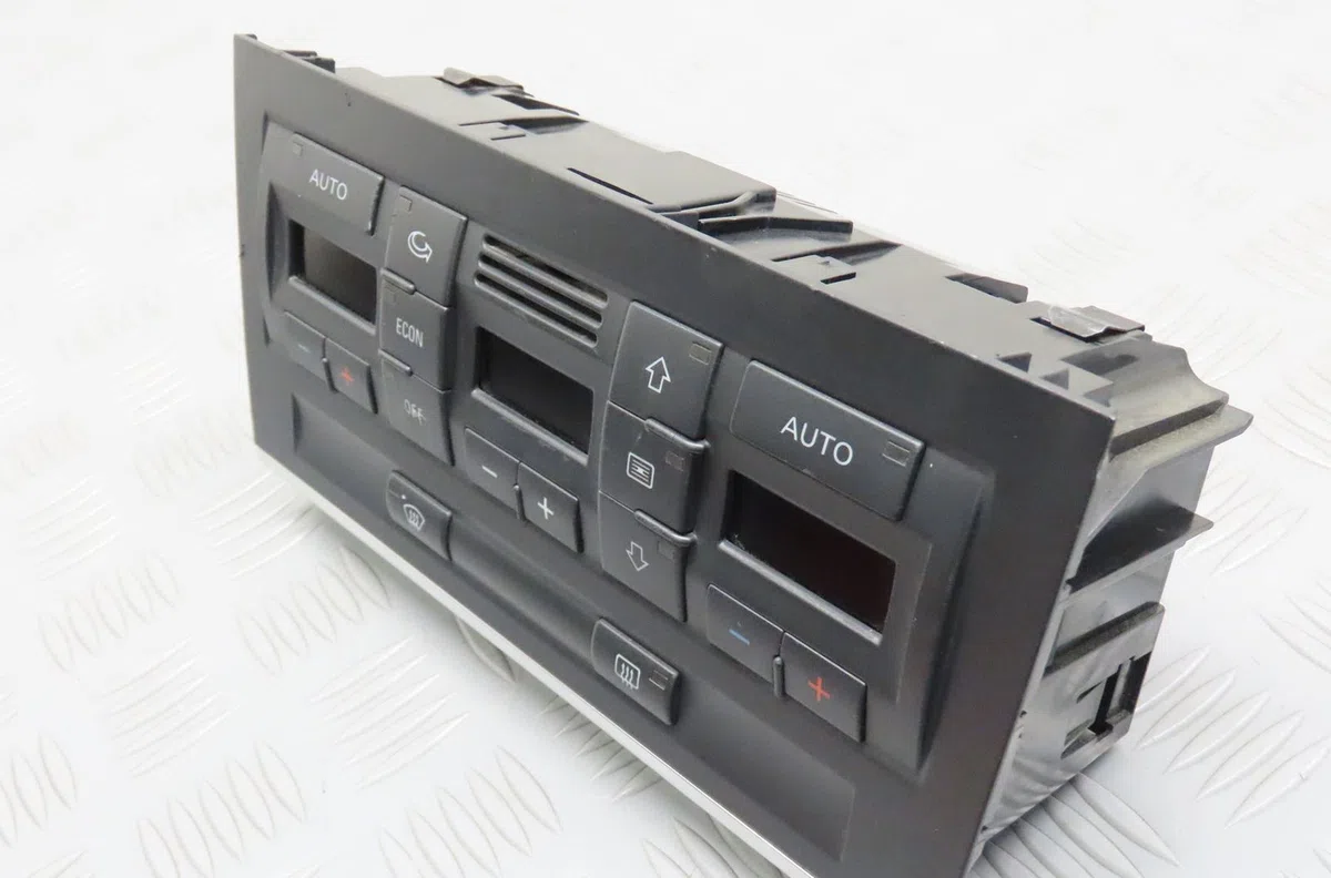 Commande de chauffage Audi A4 B7 (8EC) 1.9 tdi (2004-2008) 4 portes occasion — photo 3
