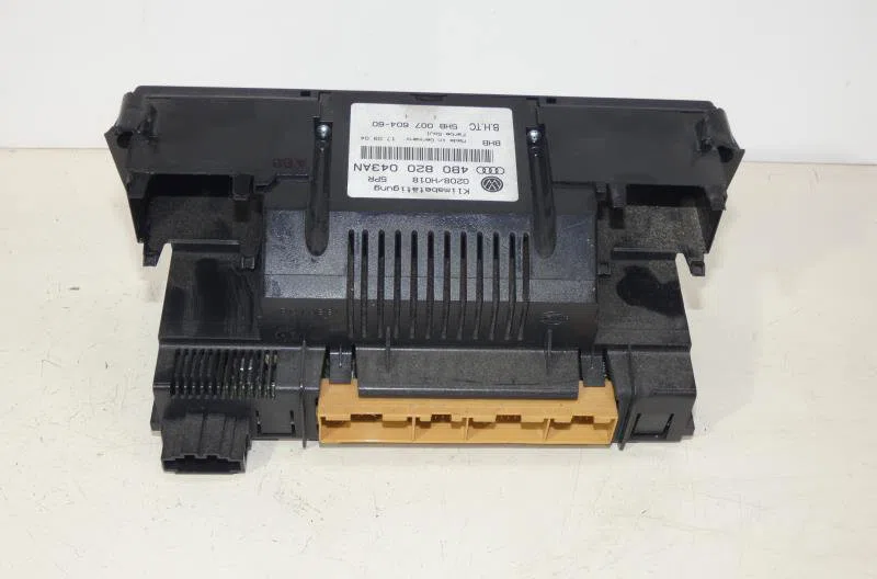 Commande de chauffage AUDI A6 2 AVANT PHASE 2 BREAK occasion — photo 2