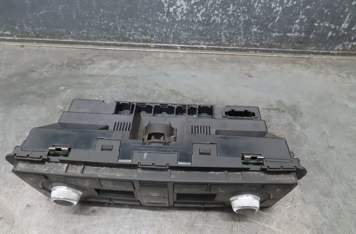 Commande de chauffage AUDI A8 2003 occasion — photo 2
