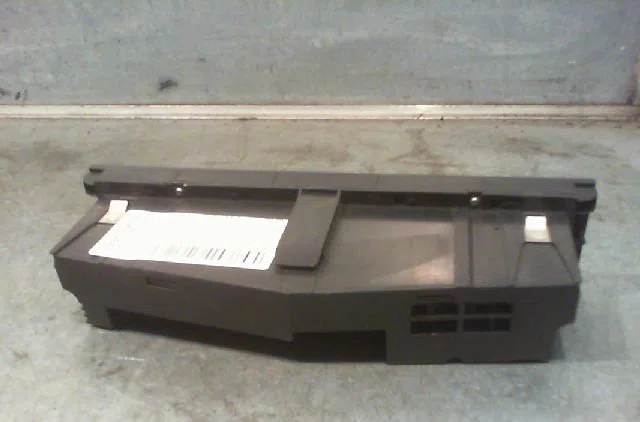 Commande de chauffage B.M.W. SERIE 3 2001 occasion — photo 2