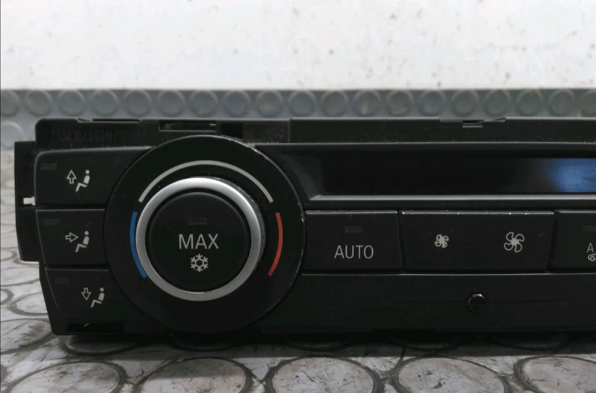 Commande de chauffage Bmw 1 (E87) 116 d (2009-2011) occasion