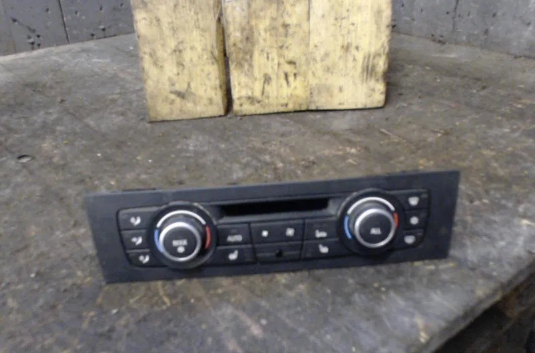 Commande de chauffage BMW SERIE 1 E87  SERIE 1 E87 PHASE 2 occasion