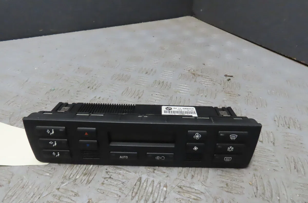 Commande de chauffage BMW SERIE 3 2004 occasion — photo 2