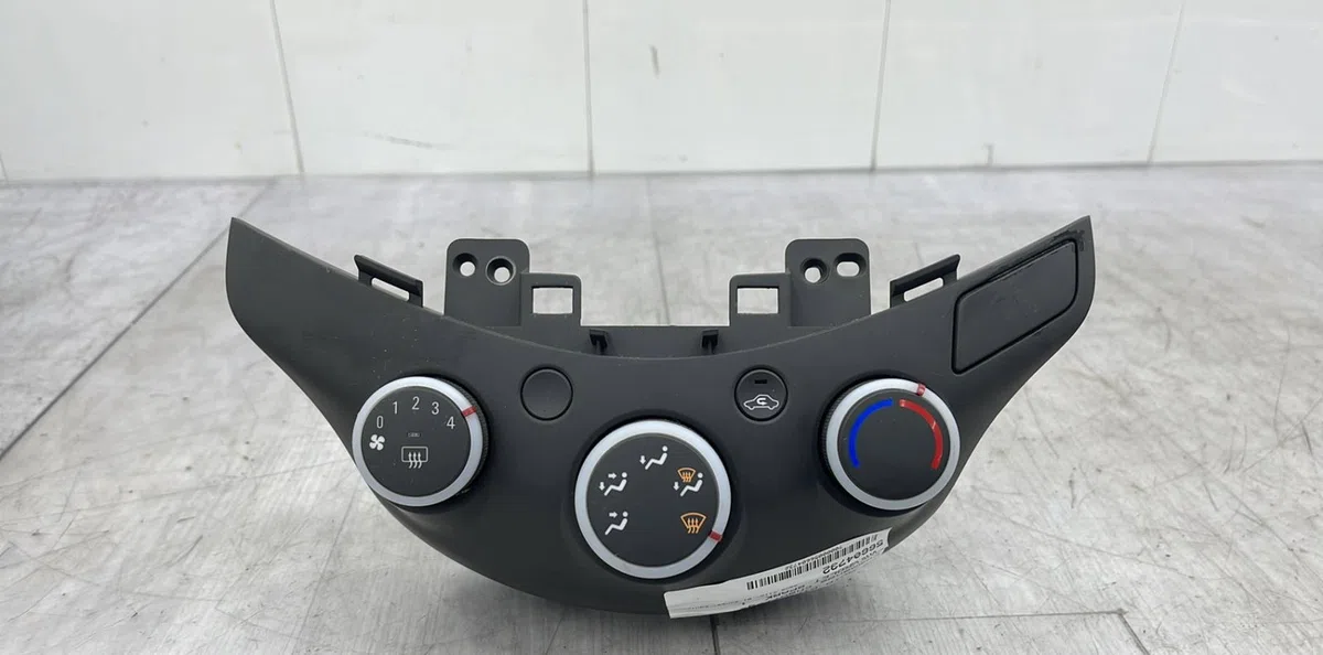 Commande de chauffage CHEVROLET SPARK PHASE 1 occasion — photo 2