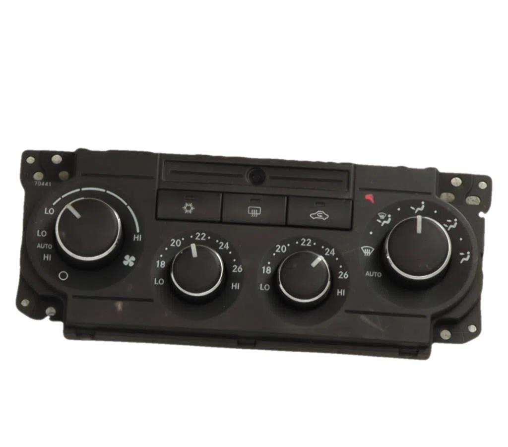 Commande de chauffage CHRYSLER 300C PHASE 1 BREAK occasion — photo 2
