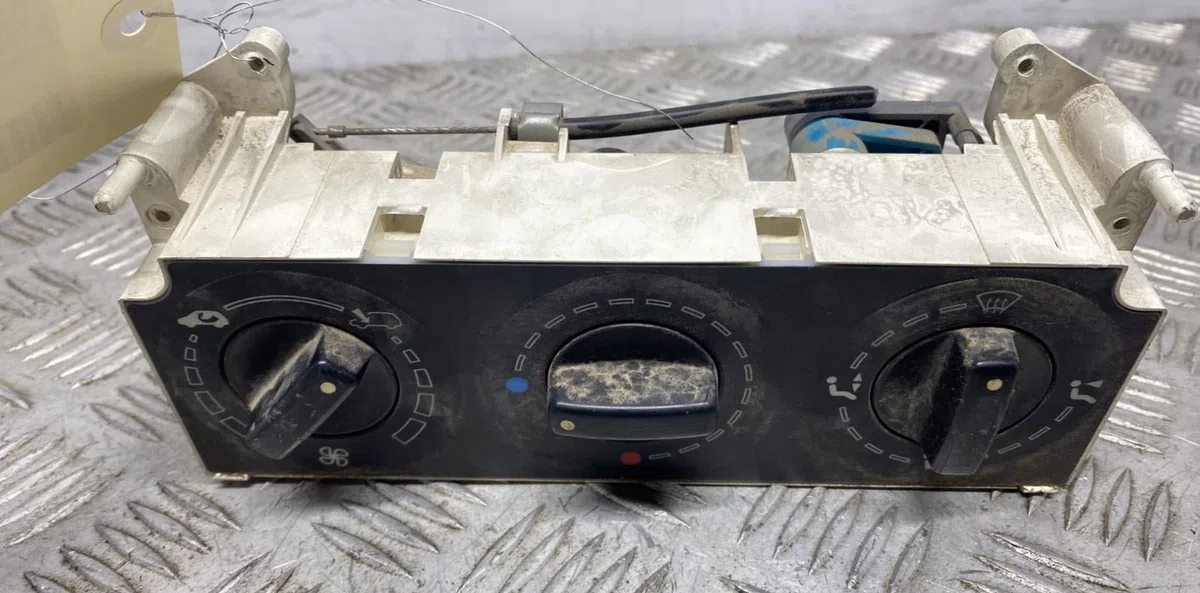 Commande de chauffage CITROEN BERLINGO 1 PHASE 1 occasion — photo 2