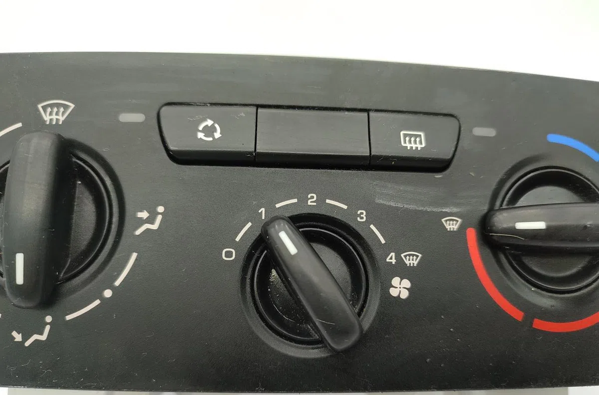 Commande de chauffage CITROEN BERLINGO 2 PHASE 1 occasion — photo 4