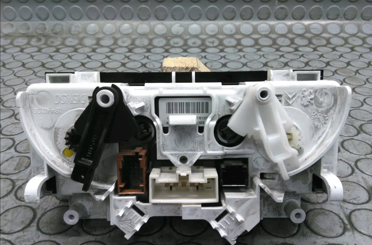 Commande de chauffage Citroen BERLINGO Camionnette-Monospace (B9) 1.6 hdi - bluehdi 75 (2010) 4 portes occasion — photo 2
