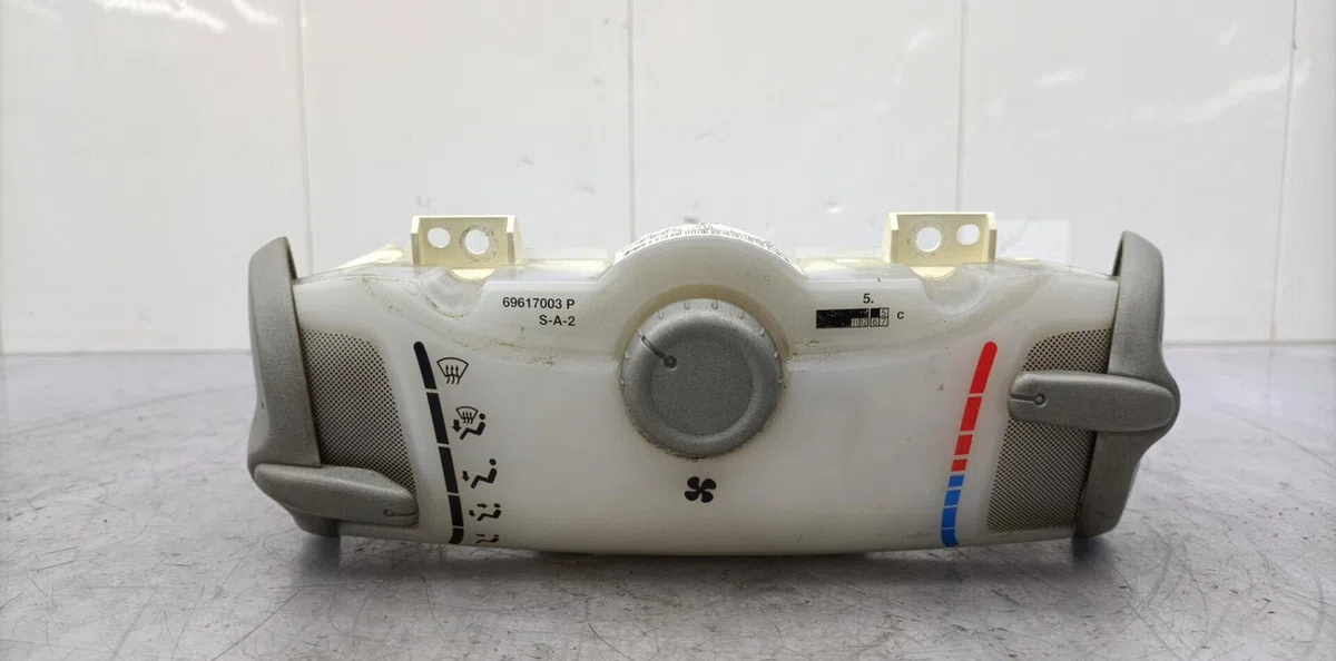 Commande de chauffage CITROEN C1 1 PHASE 1 occasion — photo 2