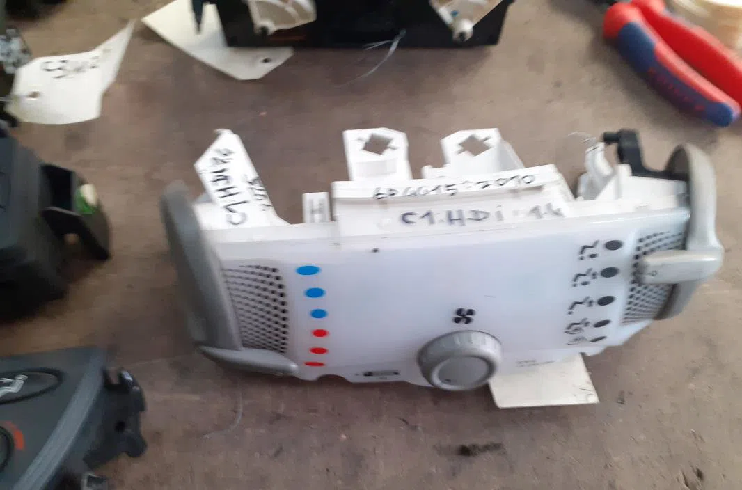 Commande de chauffage Citroen C1 (PM_, PN_) 1.4 hdi (2005-2014) occasion — photo 2