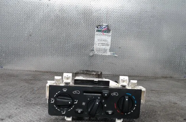 Commande de chauffage CITROEN C3 1  C3 1 PHASE 1 occasion — photo 2