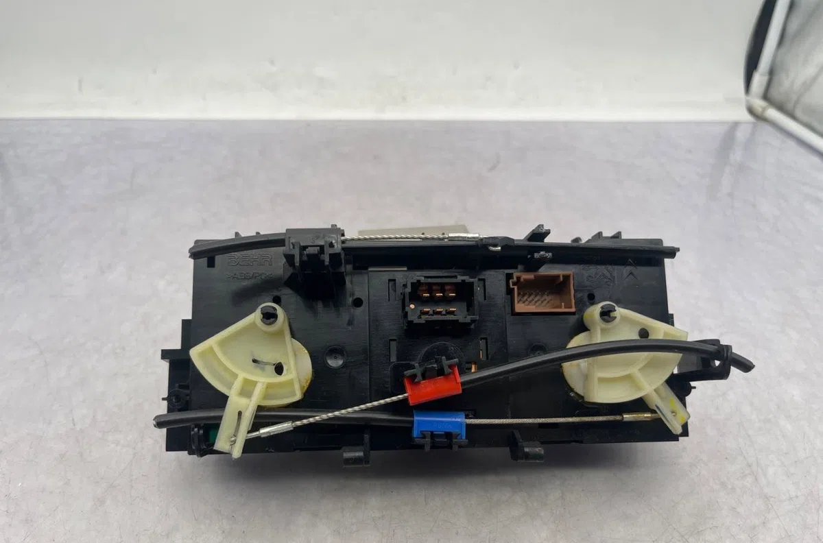 Commande de chauffage CITROEN C3 2 PHASE 1 occasion — photo 4