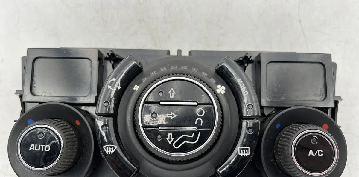 Commande de chauffage CITROEN C3 PICASSO PHASE 1 occasion — photo 4