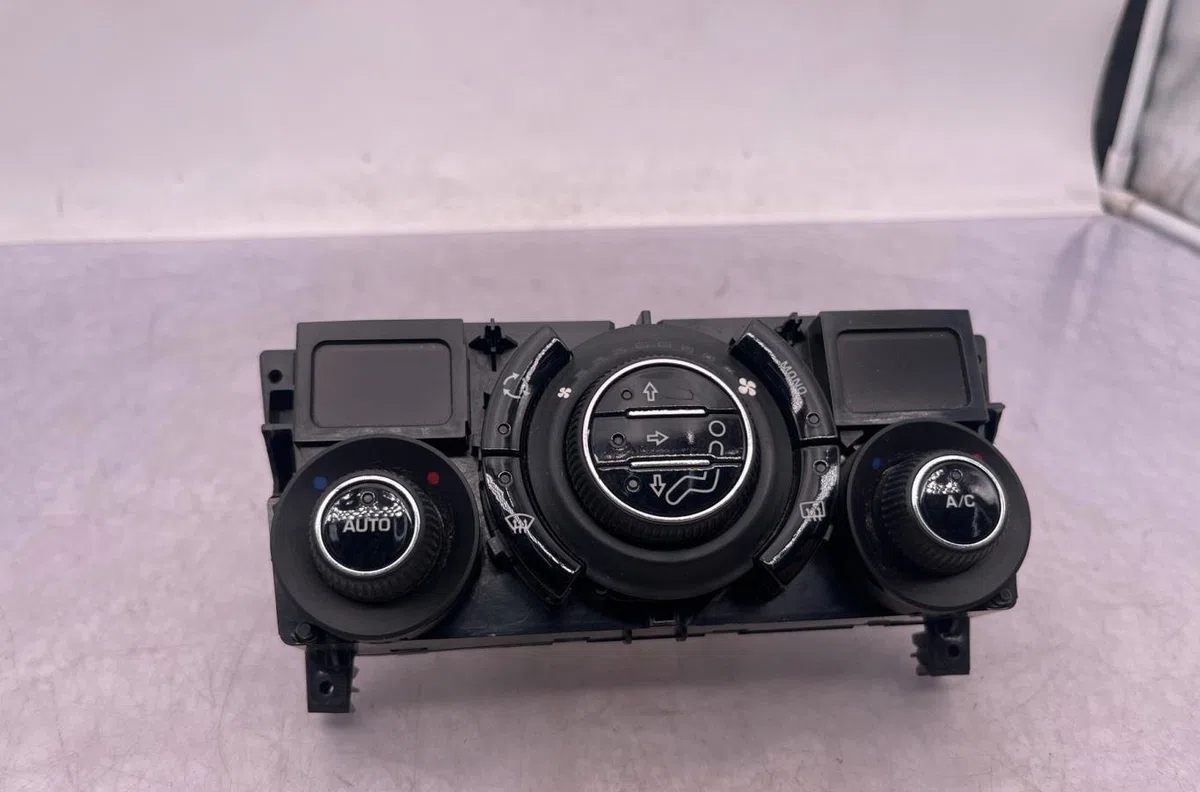 Commande de chauffage CITROEN C3 PICASSO PHASE 1 occasion — photo 2