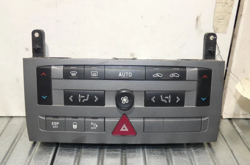 Commande de chauffage CITROEN C5 1 PHASE 2 occasion — photo 2
