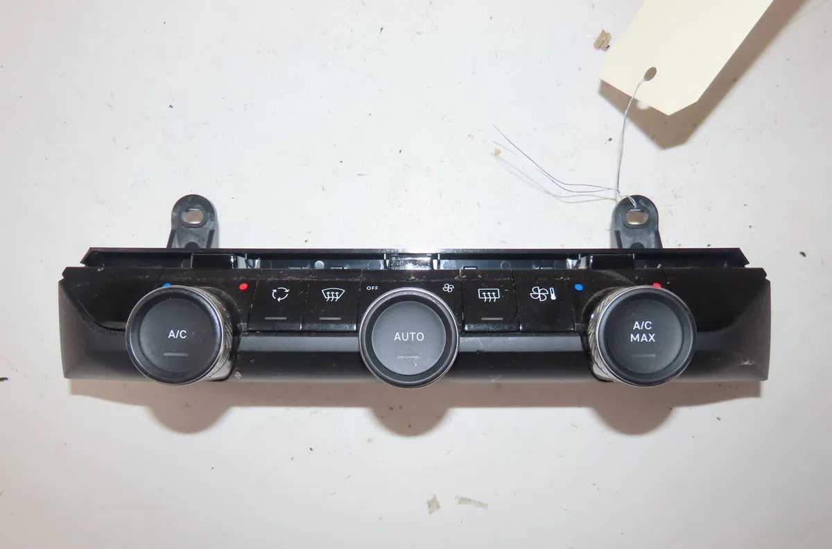 Commande de chauffage Citroen C5 X (ND_, NC_) Puretech 130 (nchnsp) (2021) occasion — photo 2