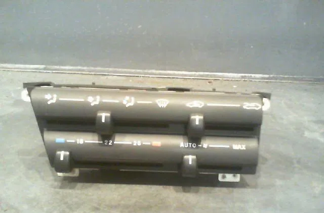 Commande de chauffage CITROEN XANTIA Phase 1 03-1993--06-1998 occasion — photo 4