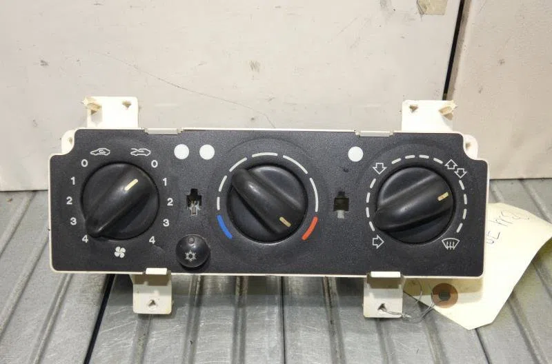 Commande de chauffage CITROEN XSARA PHASE 2 occasion — photo 2