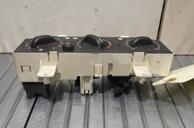 Commande de chauffage CITROEN XSARA PHASE 2 occasion — photo 3