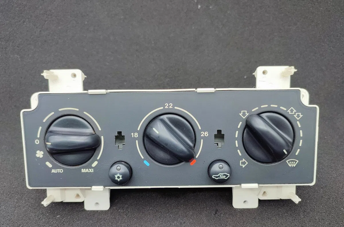 Commande de chauffage CITROEN XSARA PHASE 2 occasion — photo 2