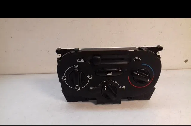 Commande de chauffage Citroen XSARA PICASSO (N68) 1.6 16v (2005-2011) occasion — photo 3