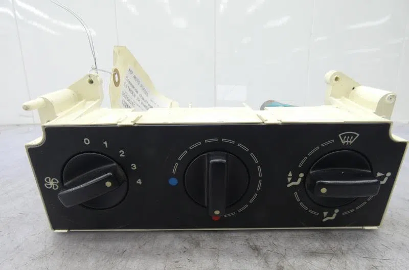 Commande de chauffage CITROEN ZX PHASE 2 BREAK occasion — photo 2