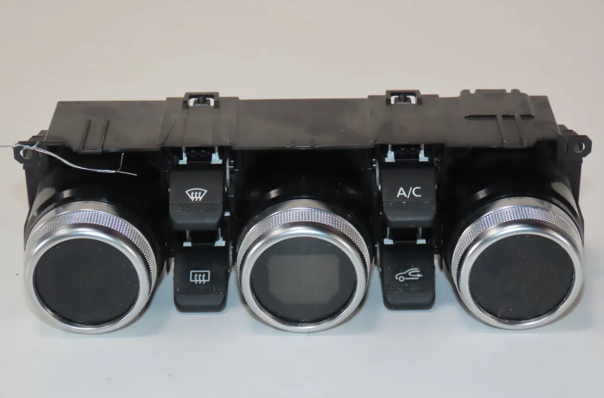 Commande de chauffage Dacia DUSTER (HM_) 1.5 dci 110 (hmab) (2017) occasion