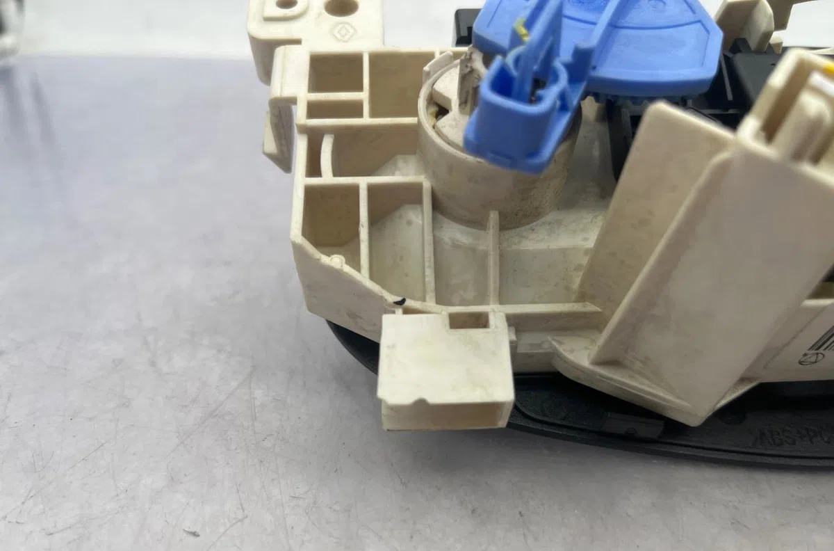 Commande de chauffage DACIA SANDERO 1 occasion — photo 2