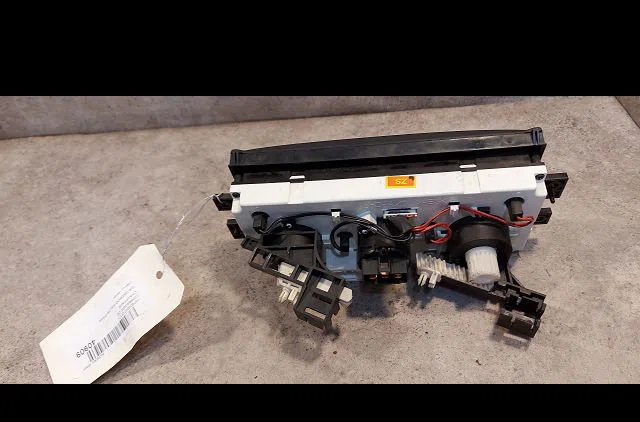 Commande de chauffage Daewoo KALOS (KLAS) 1.2 (2003) occasion — photo 2