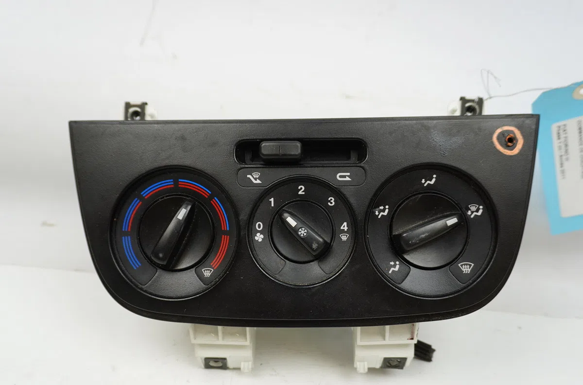 Commande de chauffage Fiat FIORINO Camionnette-Monospace (225_) 1.4 natural power (225bxc1a, 225axc1a) (2008) occasion