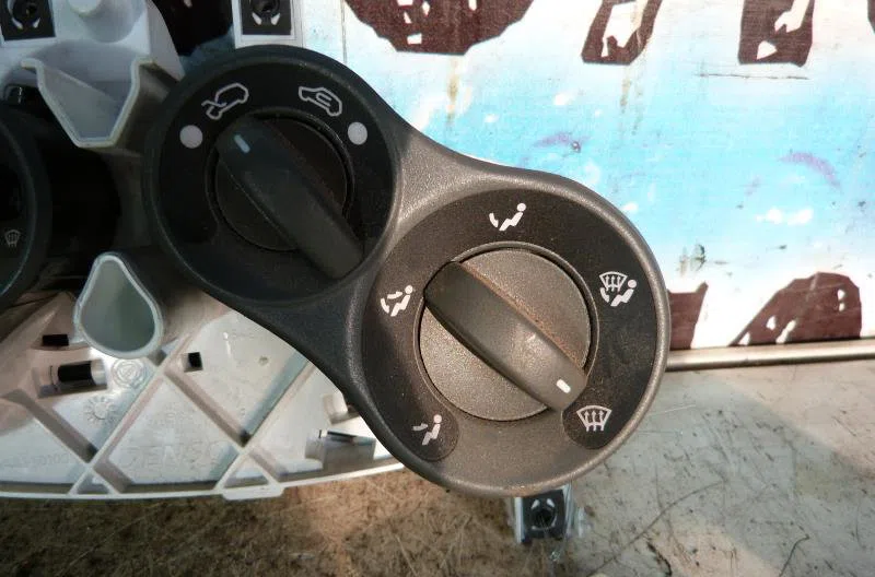Commande de chauffage FIAT PANDA 2 PHASE 1 occasion — photo 3