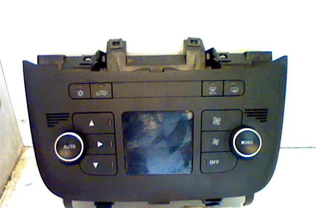Commande de chauffage FIAT PUNTO EVO III 2010 occasion — photo 4