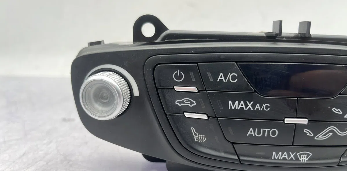 Commande de chauffage FORD B-MAX occasion — photo 4