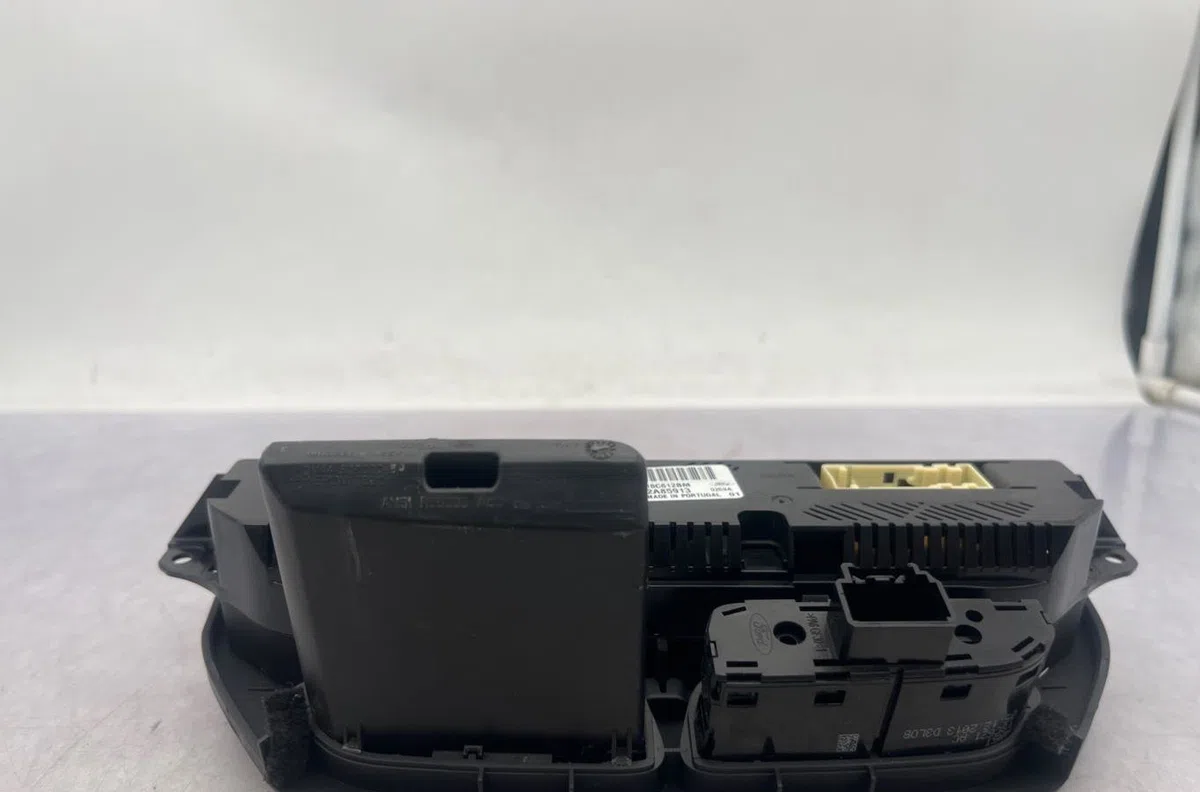 Commande de chauffage FORD C-MAX 2 PHASE 1 occasion — photo 2