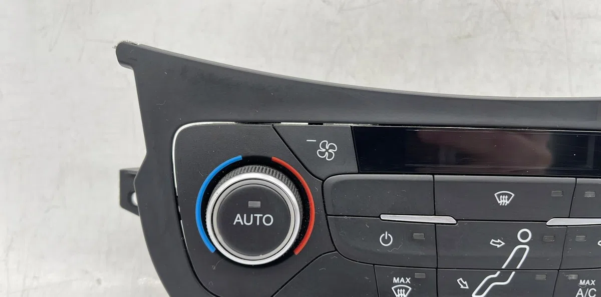 Commande de chauffage FORD C-MAX 2 PHASE 2 occasion — photo 3