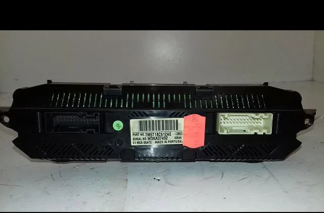 Commande de chauffage Ford C-MAX (DM2) 1.8 tdci (2007-2010) 5 portes occasion — photo 2
