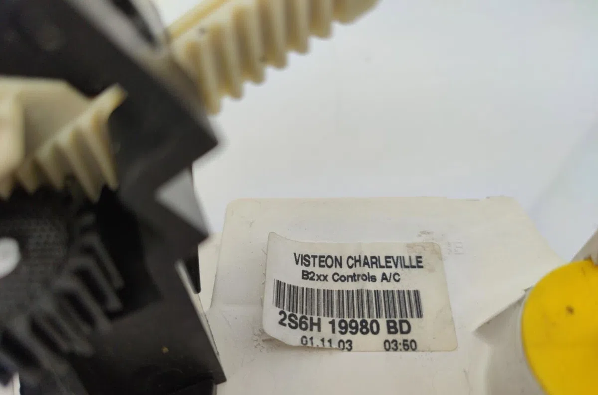 Commande de chauffage FORD FIESTA 5 PHASE 1 occasion