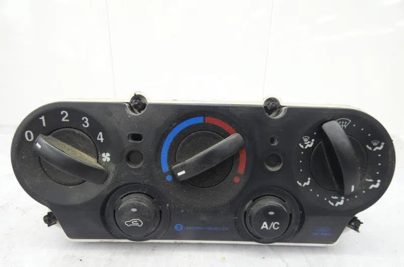 Commande de chauffage FORD FIESTA 5 PHASE 1 occasion — photo 4