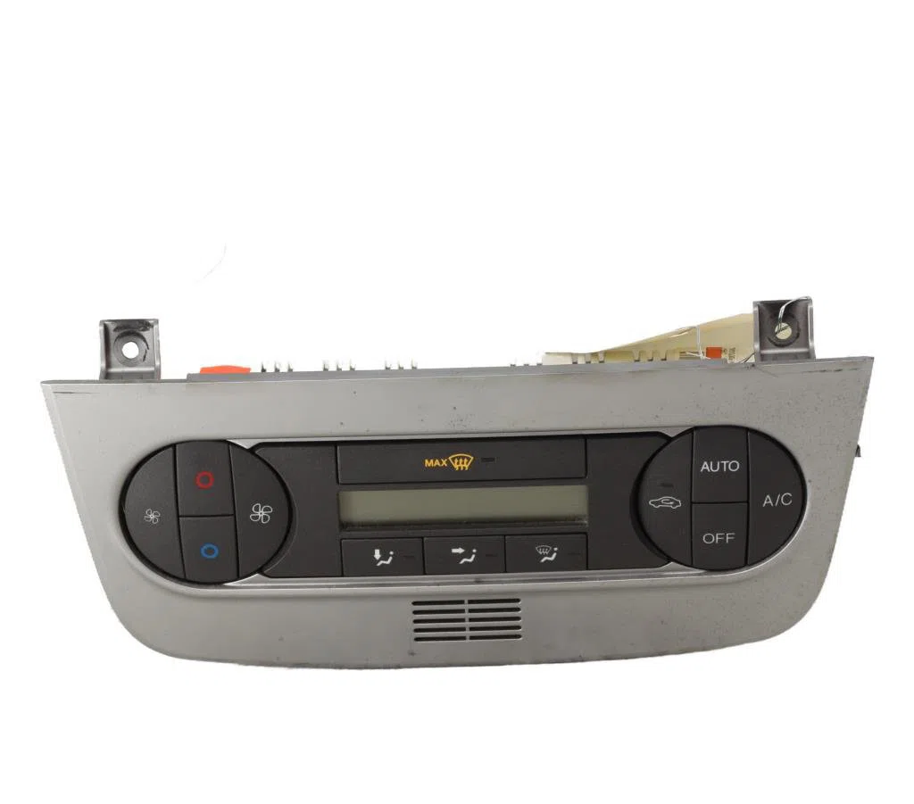 Commande de chauffage Ford FIESTA V (JH_, JD_) 1.4 tdci (2001-2008) 5 portes occasion