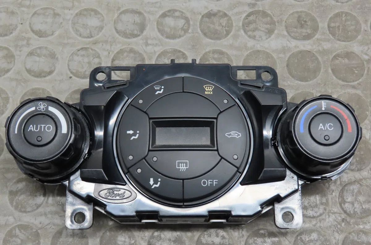 Commande de chauffage Ford FIESTA VI (CB1, CCN) 1.4 tdci (2010-2012) 3 portes occasion