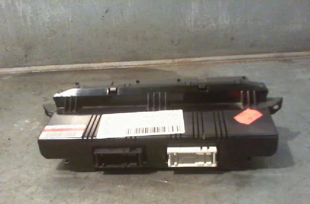 Commande de chauffage FORD FOCUS 2004 occasion — photo 2