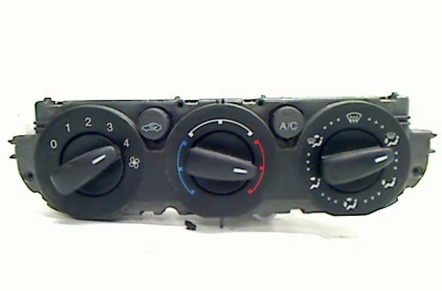 Commande de chauffage FORD FOCUS occasion