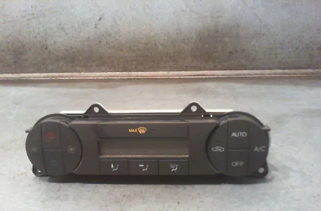 Commande de chauffage FORD FUSION Phase 1 09-2002--10-2005 occasion — photo 3