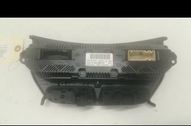 Commande de chauffage Ford KUGA II (DM2) 2.0 tdci (2013-2014) occasion — photo 2