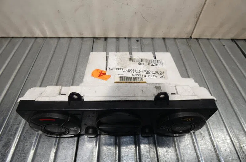 Commande de chauffage FORD MONDEO 2 BREAK occasion — photo 2