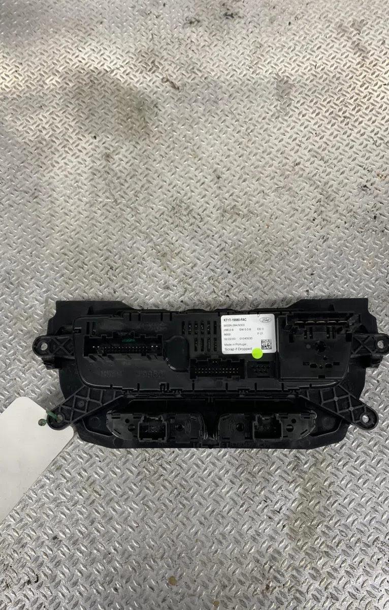 Commande de chauffage FORD TRANSIT CONNECT 2  TRANSIT CONNECT 2 LONG PHASE 2 occasion — photo 2