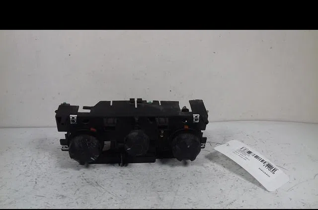 Commande de chauffage Iveco DAILY IV Camionnette 35s14 c, 35s14 c-p, 35s14 v, 35s14 v-p, 35c14 v,... (2006-2011) occasion
