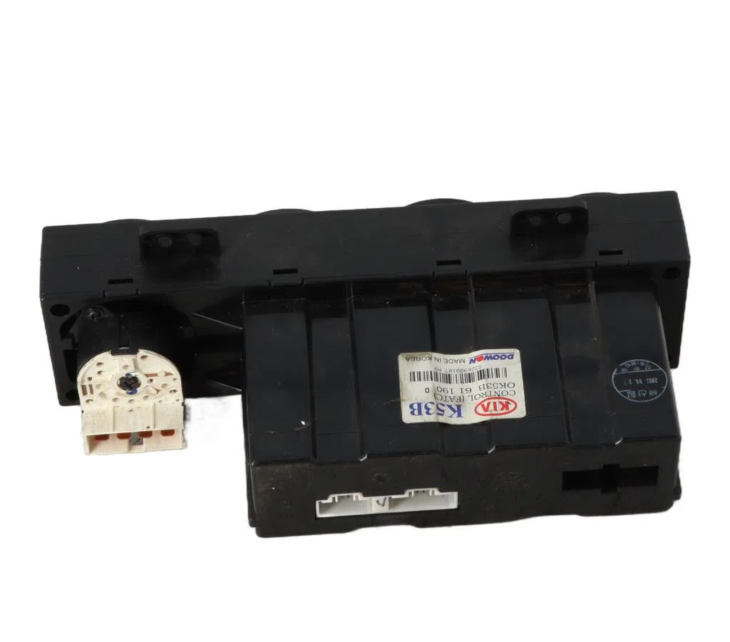Commande de chauffage KIA CARNIVAL 1  CARNIVAL 1 occasion