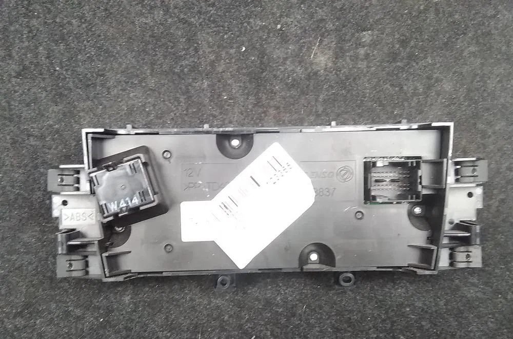 Commande de chauffage LANCIA YPSILON IV 2005 occasion — photo 2
